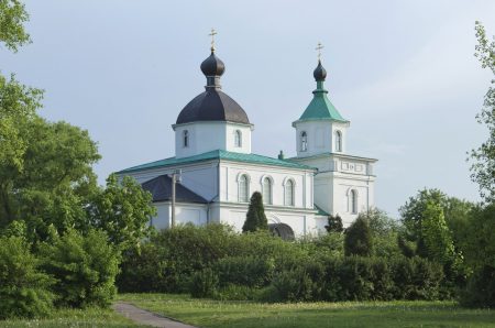 Белоруссия Сенница, храм Святых Петра и Павла.
