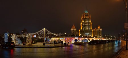 Москва новогодняя на набережной Тараса Шевченко
