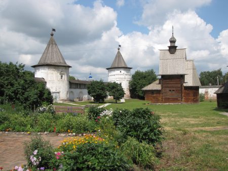 Юрьев-Польский Михайло-Архангельский монастырь