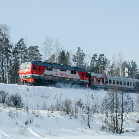 поезд зимой